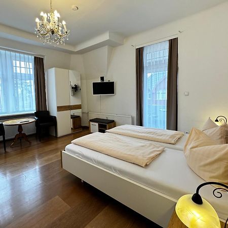 Hotel Zu Den Linden Drezda Kültér fotó