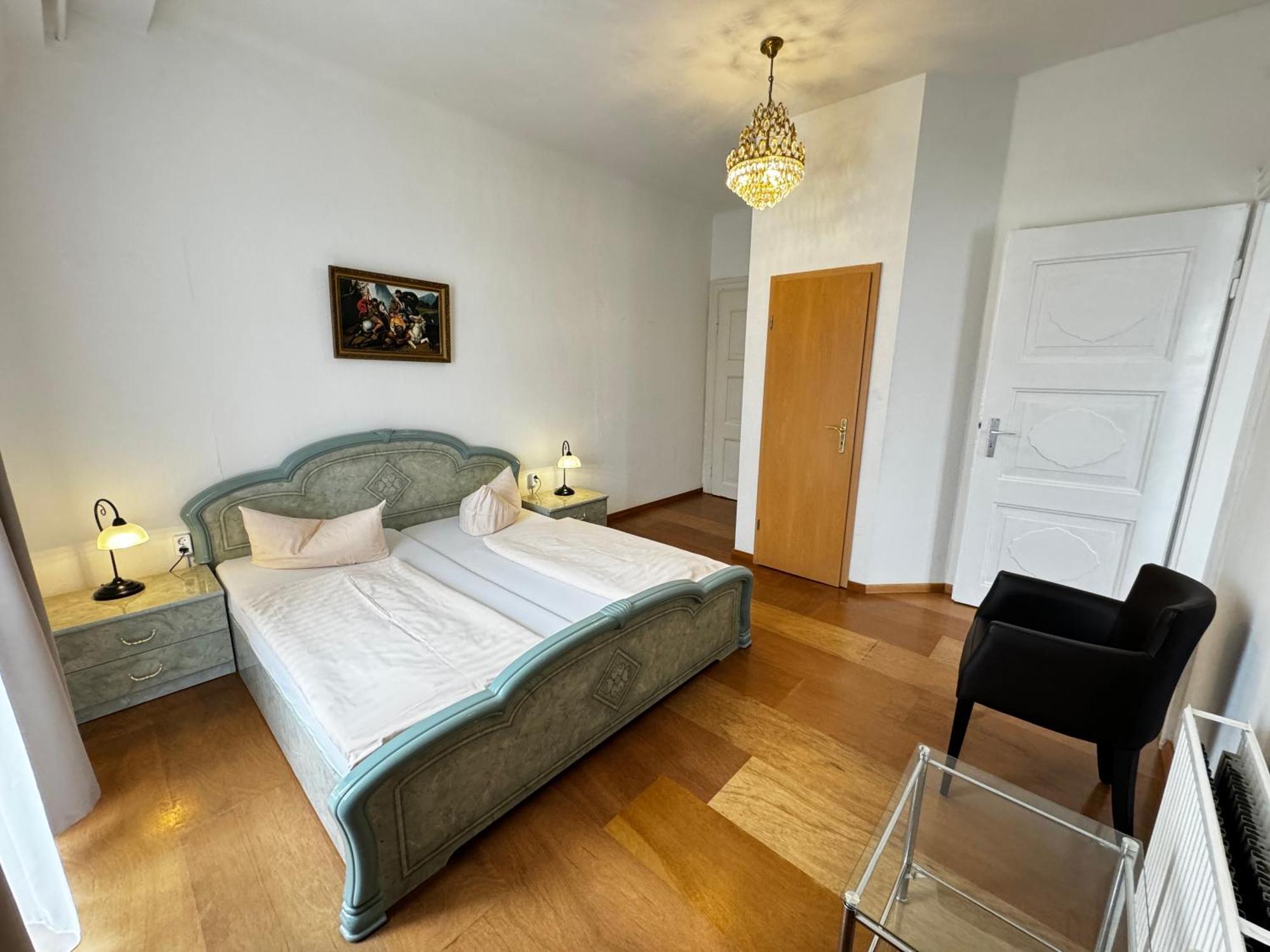 Hotel Zu Den Linden Drezda Kültér fotó
