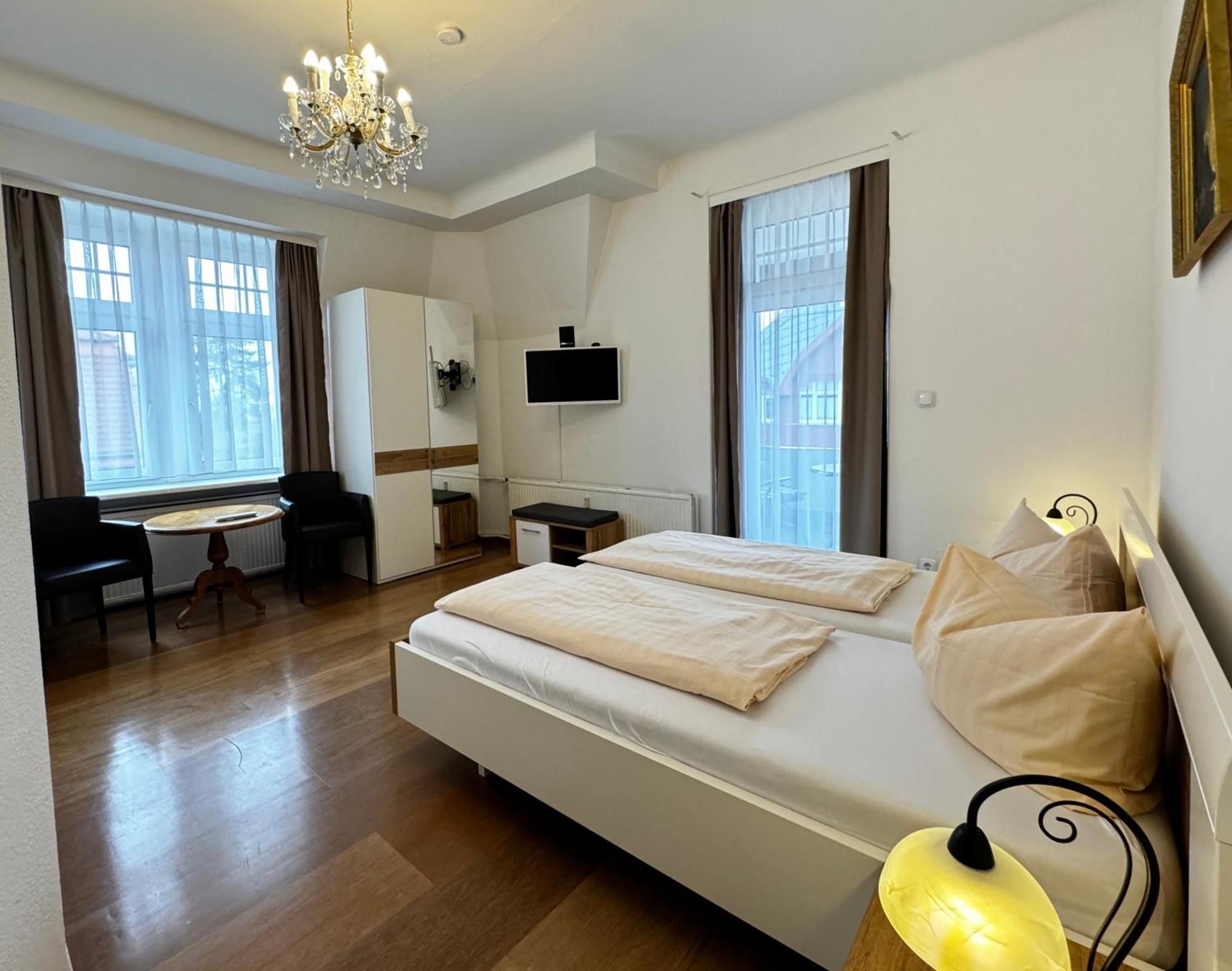 Hotel Zu Den Linden Drezda Kültér fotó