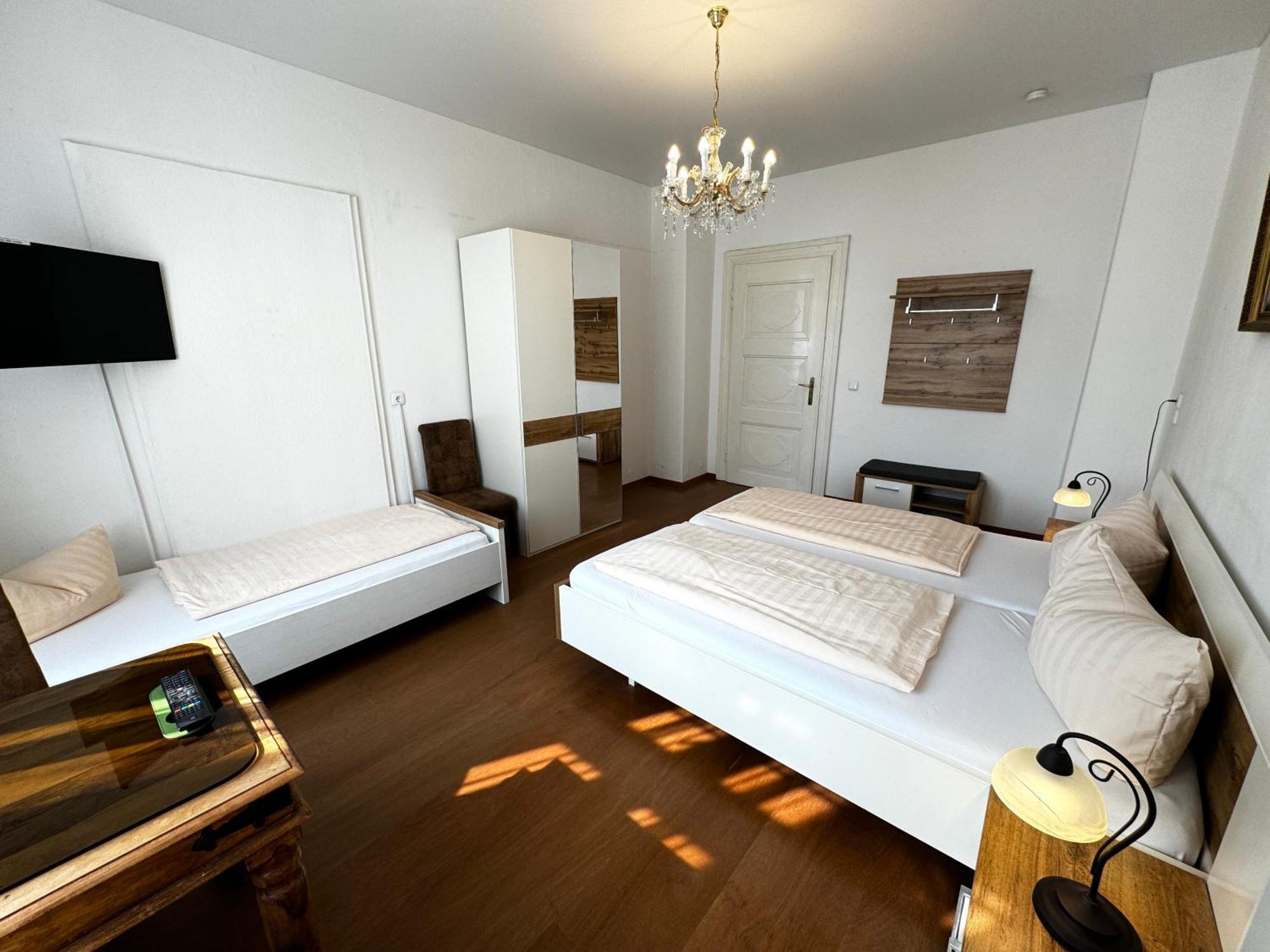 Hotel Zu Den Linden Drezda Kültér fotó