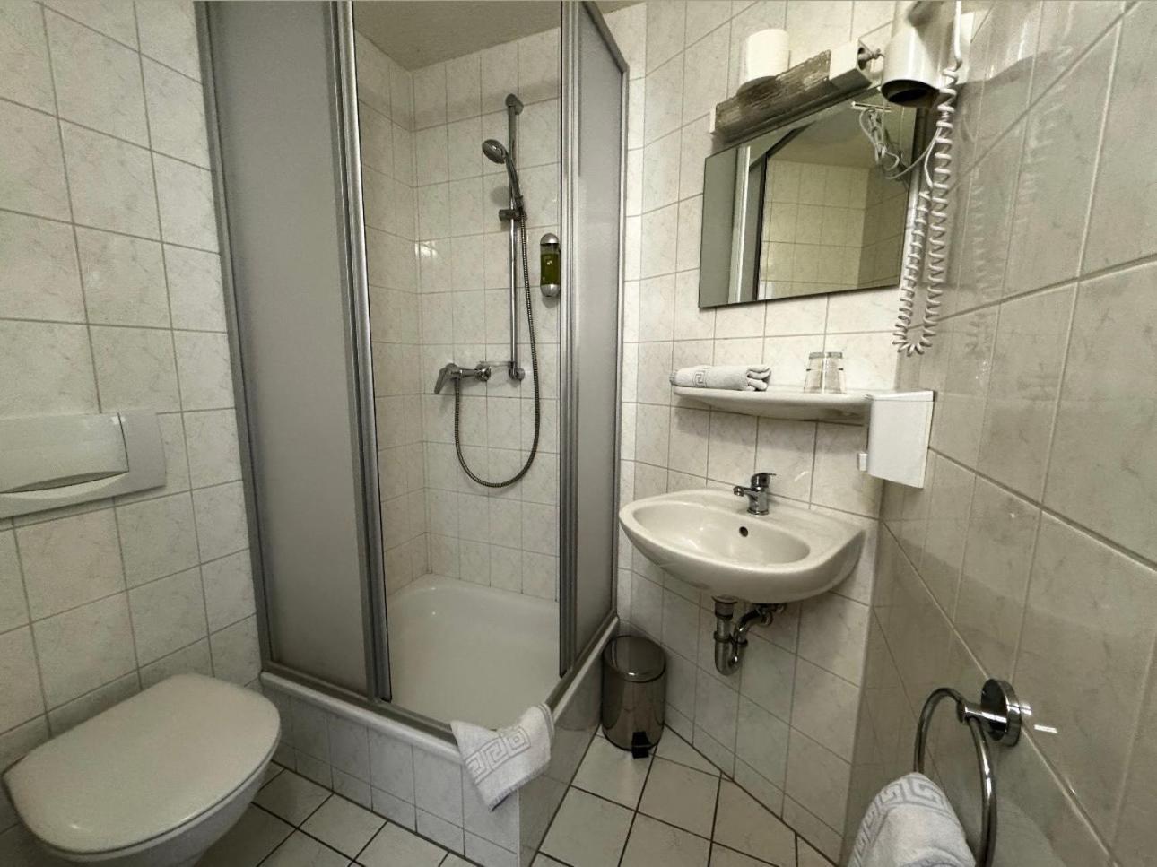 Hotel Zu Den Linden Drezda Kültér fotó