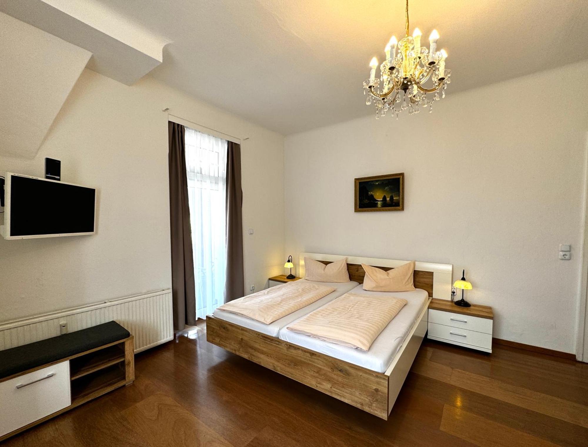 Hotel Zu Den Linden Drezda Kültér fotó