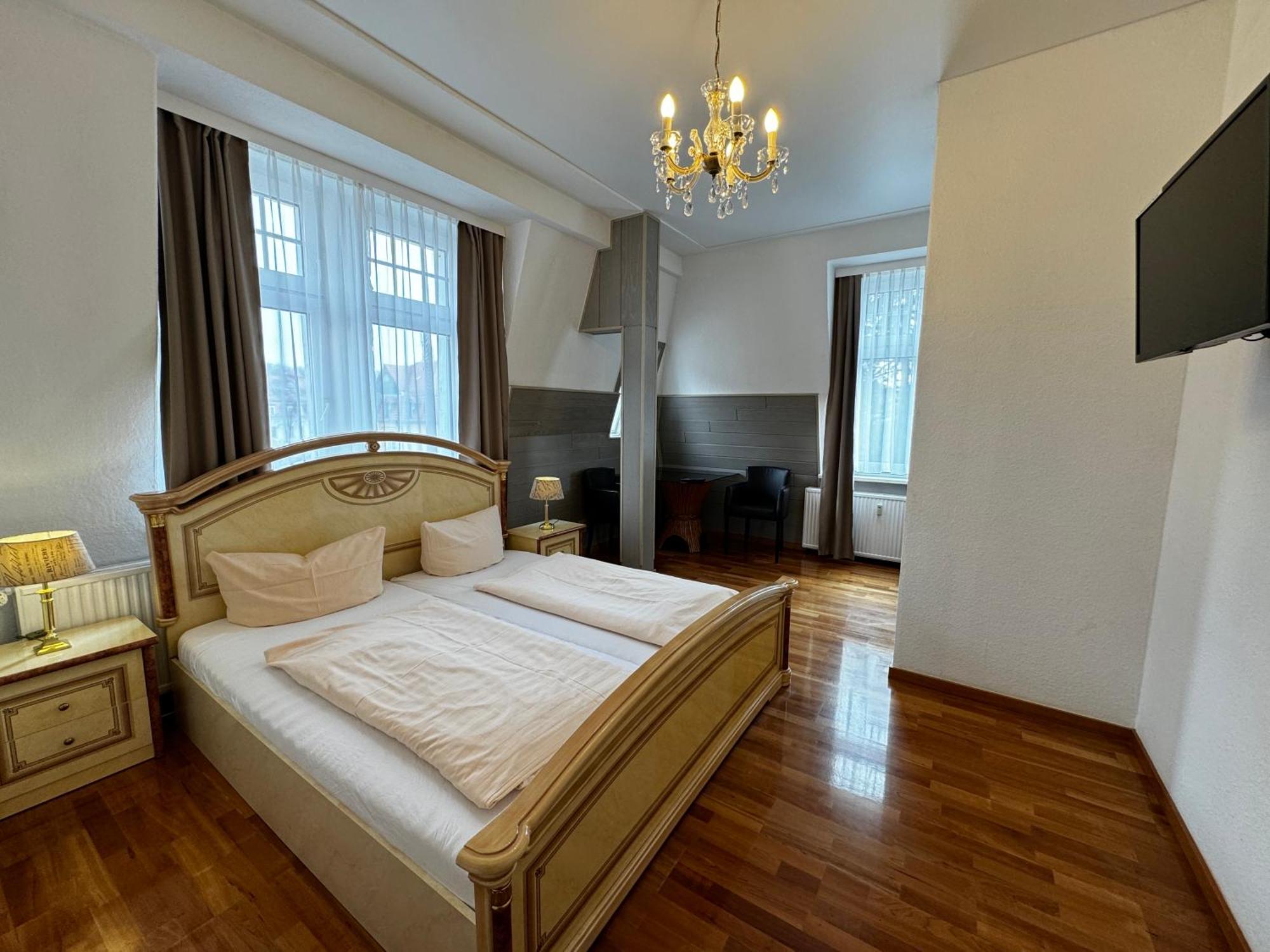 Hotel Zu Den Linden Drezda Kültér fotó